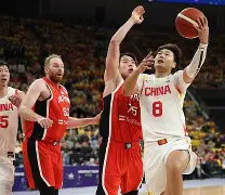 九游体育app-从赛前广厦男篮造点机会到赛前托特纳姆远射贴柱，转会期葡萄牙体育门线救险